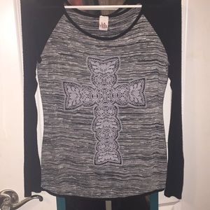 Cute shirt perfect for cooler weather!